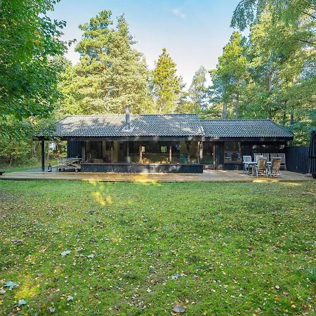 6 Person In F Revejle Holiday home