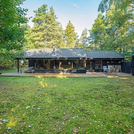 度假居 6 Person In Farevejle-by Traum *