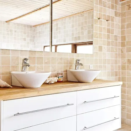 度假居 6 Person In Farevejle-by Traum Fårevejle